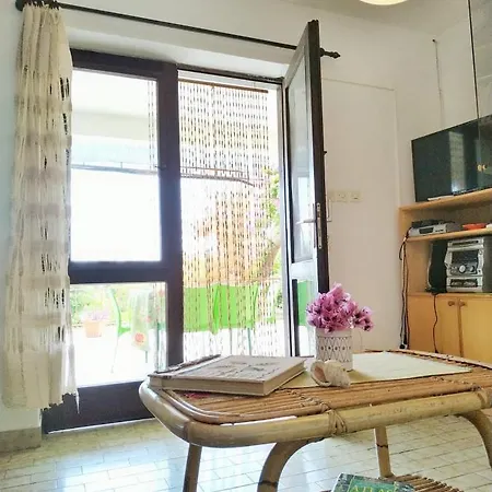Sara Maris Apartment